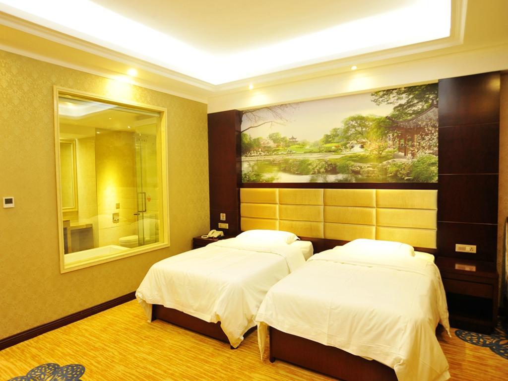New West Street Hotel - Grand Wing 양수오 객실 사진