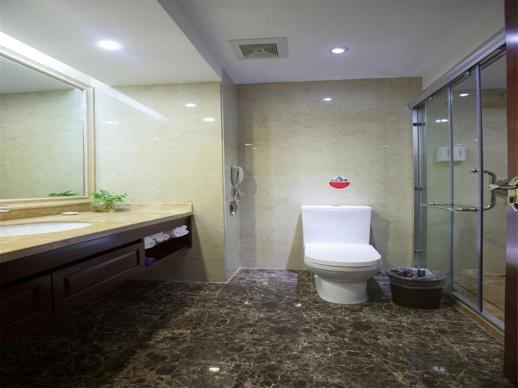 New West Street Hotel - Grand Wing 양수오 객실 사진