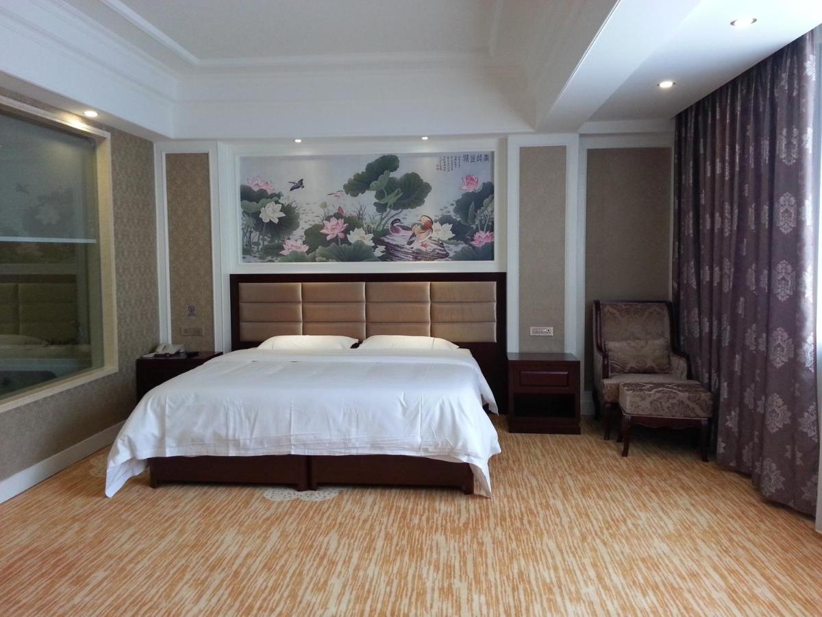 New West Street Hotel - Grand Wing 양수오 객실 사진