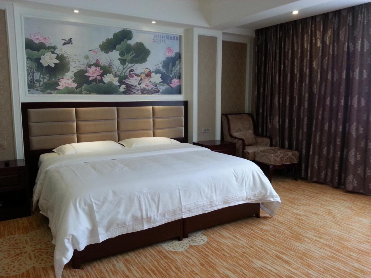 New West Street Hotel - Grand Wing 양수오 객실 사진